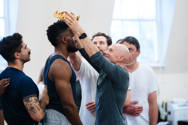 Eloka Ivo, Daniel Evans, and company in rehearsals for Richard II