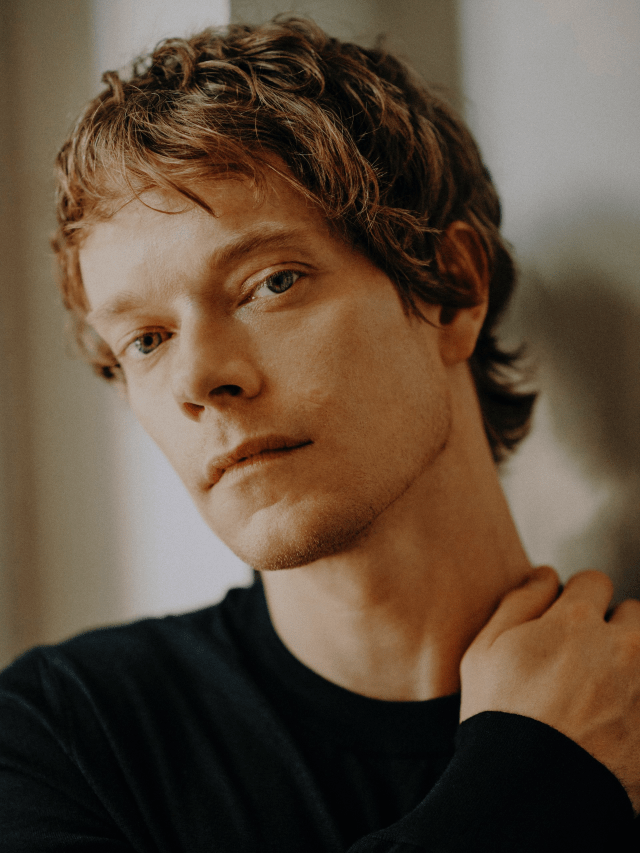 ALFIE ALLEN
