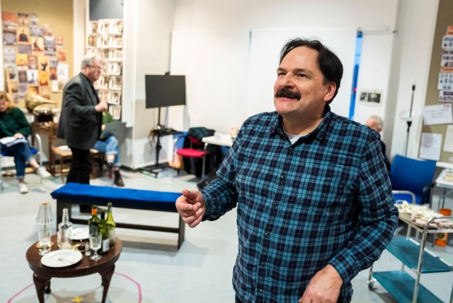 Roger Allam (Winston Churchill), Peter Fobes (Joseph Stalin) credit Tristram Kenton