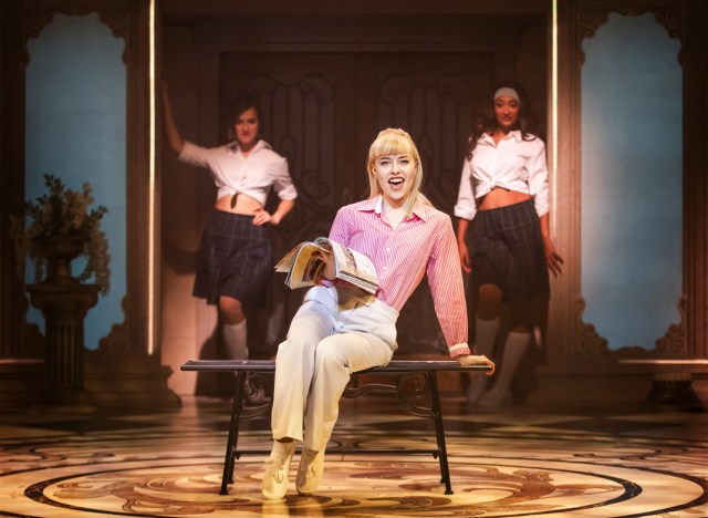 Centre Abbie Budden as Annette Hargrove and cast in Cruel Intentions UK and Ireland Tour 2025, credit Pamela Raith Photography