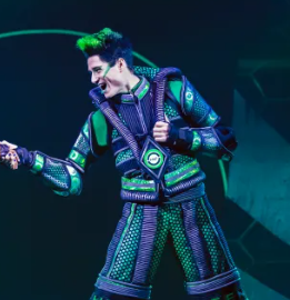 Jaydon Vijn, Pamela Raith