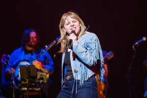 Wild Rose musical at Edinburgh Royal Lyceum Theatre – review