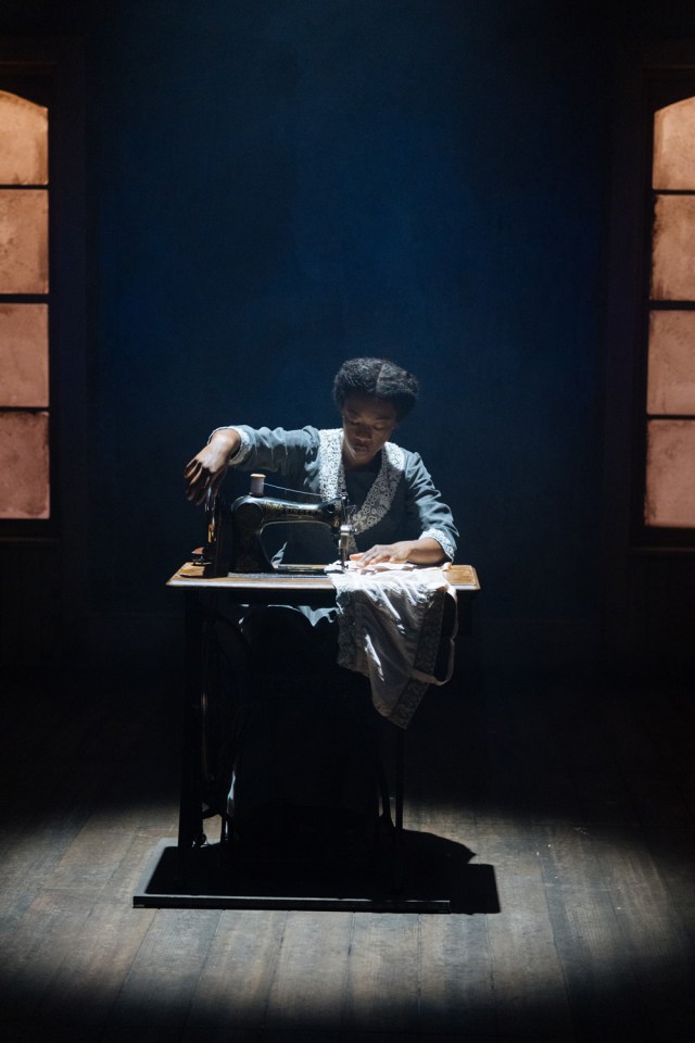 Samira Wiley in INTIMATE APPAREL Donmar Warehouse photo by Helen Murray(2)