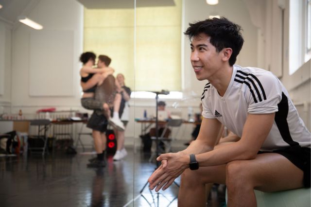 Zheng Xi Yong (with Jo Foster, Dan Bravo in the distance)