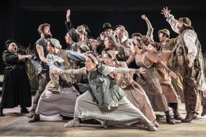 Fiddler on the Roof tour announces casting