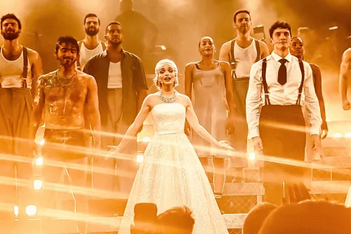 evita curtain