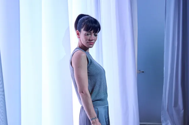 Lily Allen in Hedda