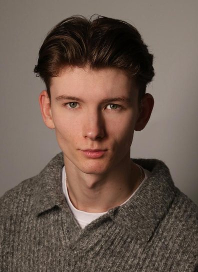 Oliver Hewing, provided uncredited by The Hunchback of Notre Dame