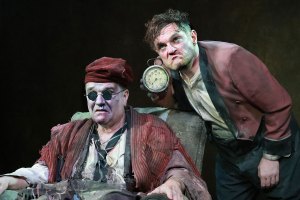 Endgame with Douglas Hodge and Mathew Horne at Theatre Royal Bath’s Ustinov Studio – review