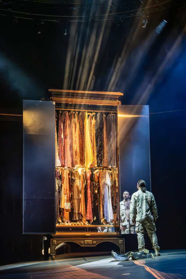 James McArdle (Pentheus) in Bacchae at the National Theatre. Photographer Marc Brenner ONE 01358