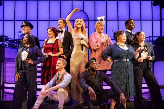 The current West End company of Titanique The current West End company of Titanique