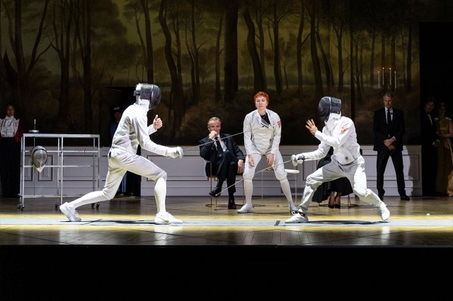 Tom Glenister, Alistair Petrie, Mary Higgins, Hiran Abeysekera and Noel White in Hamlet