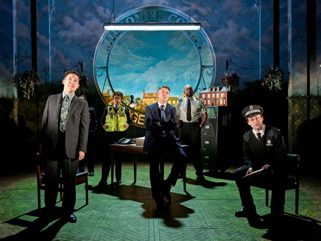 James Bradwell, Nathalie Barclay, Daniel Casey, Chris Agha & Rupert Sadler in The Killings at Badger's Drift, ©Manuel Harlan James Bradwell, Nathalie Barclay, Daniel Casey, Chris Agha & Rupert Sadler in The Killings at Badger's Drift, ©Manuel Harlan