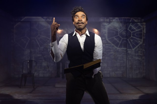 Ore Oduba as Dr Frederick Frankenstein in YOUNG FRANKENSTEIN, credit Mark Senior (2)
