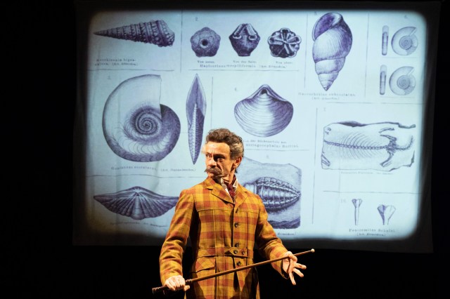 Justin Salinger (Great Uncle Matthew) in Ballet Shoes (2025) at the National Theatre. (c) Alastair Muir BS08921