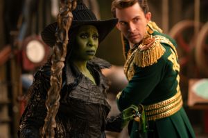 Cynthia Erivo and Jonathan Bailey in Wicked For Good (2)
