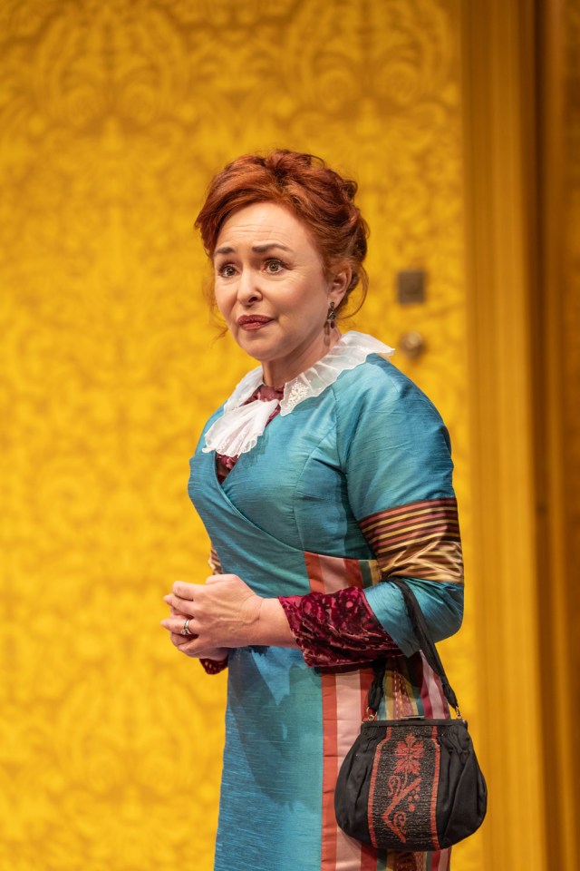 Samantha Spiro in WHEN WE ARE MARRIED Donmar Warehouse photo by Johan Persson