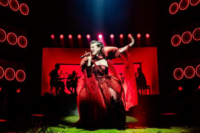 Scarlet Billham (Lady Macbeth) Credit Danny Kaan Scarlet Billham (Lady Macbeth) Credit Danny Kaan