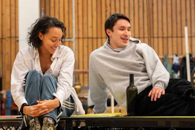 Adelle Leonce (Yulia) and Brandon Grace (Nikolai Petrovich Zamislov) in rehearsals for Summefolk at the National Theatre. Photographer Johan Persson 01041 Adelle Leonce (Yulia) and Brandon Grace (Nikolai Petrovich Zamislov) in rehearsals for Summefolk at the National Theatre. Photographer Johan Persson 01041