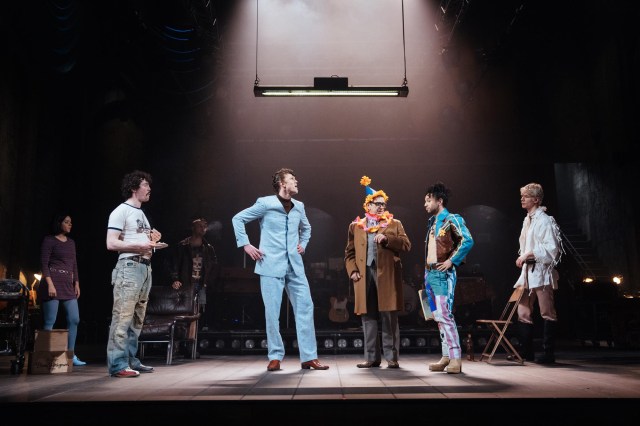 7. TEETH 'N' SMILES. Aysha Kala (Laura), Bill Caple (Nash), Joseph Evans (Randolph), Phil Daniels (Saraffian), Michael Abubakar (Wilson) and Samuel Jordan (Smegs). Photo by Helen Murray