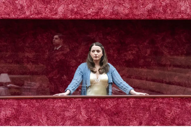 Pearl Chanda in Broken Glass