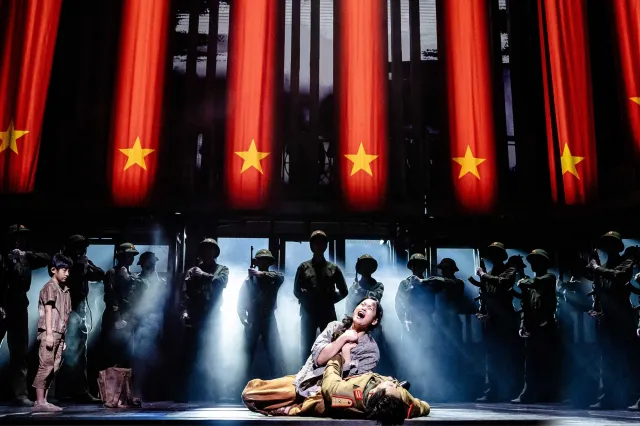 Miss Saigon on tour