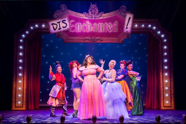 The cast of Disenchanted!
