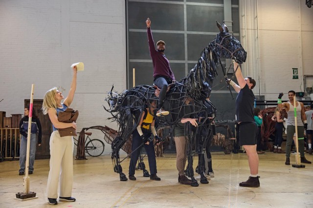 War Horse Rehearsals 2026 at the National Theatre L R Anne Marie Piazza, Daniel Rock Topthorn' Felicity Donnelly, Lewis McBean, Matthew Lawrence0145.P c Brinkhoff Moegenburg