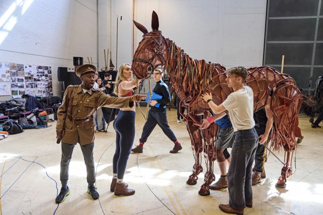 War Horse Rehearsals 2026 at the National Theatre L R Damian Lynch, Rianna Ash, 'Joey' Tom Sturgess 0181.P c Brinkhoff Moegenburg