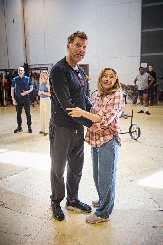 War Horse Rehearsals 2026 at the National Theatre L R Stephen Beckett, Jo Castleton 0195.P c Brinkhoff Moegenburg