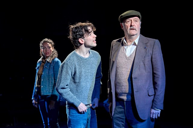 Bella Aubin (Jill Mason), Noah Valentine (Alan Strang), Colin Mace (Frank Strang) photo by Manuel Harlan