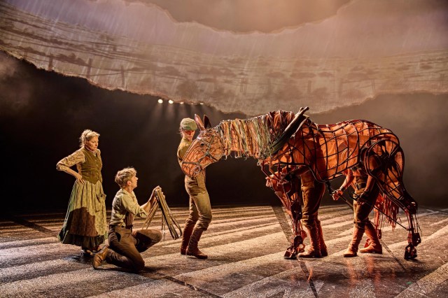 Jo Castleton, Tom Sturgess, and Joey in War Horse 2026 at the National Theatre (c) Brinkhoff Moegenburg 1136 0952