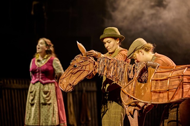 Sally Swanson, Eloise Beaumont Wood and Anita Adam Gabay in War Horse 2026 at the National Theatre (c) Brinkhoff Moegenburg 1136 0849