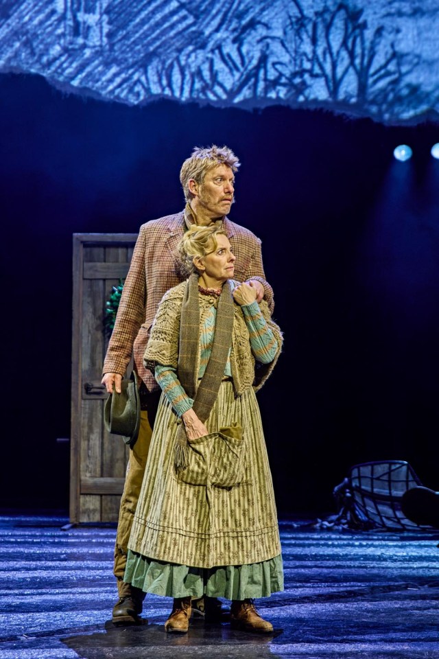 Stephen Beckett and Jo Castleton in War Horse 2026 at the National Theatre (c) Brinkhoff Moegenburg 1136 0665