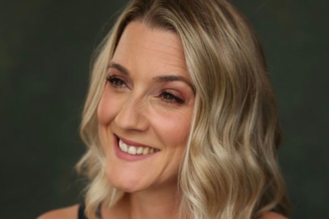 alice fearn headshot alice fearn headshot