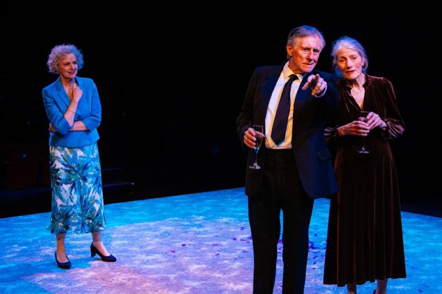 Gillian Bevan, Gabriel Byrne and Geraldine James in 45 Years
