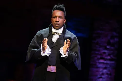 leslie odom jr