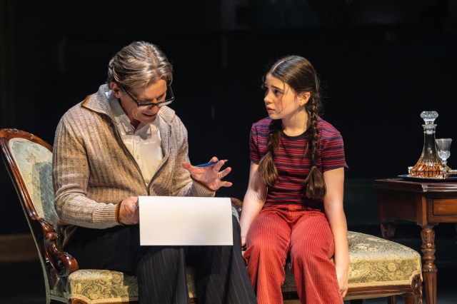 (L to R) Nigel Harman (Bruce Bechdel) and Harriet O’Shea (Small Alison) in Fun Home at the Royal Exchange Theatre c. Johan Persson (L to R) Nigel Harman (Bruce Bechdel) and Harriet O’Shea (Small Alison) in Fun Home at the Royal Exchange Theatre c. Johan Persson