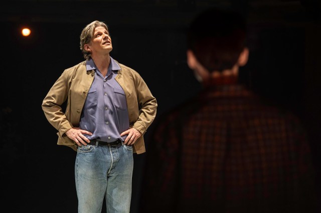 Nigel Harman (Bruce Bechdel) in Fun Home at the Royal Exchange Theatre c. Johan Persson Nigel Harman (Bruce Bechdel) in Fun Home at the Royal Exchange Theatre c. Johan Persson