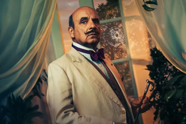 Peter Polycarpou as Hercule Poirot Peter Polycarpou as Hercule Poirot