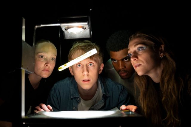 A Microscopic Odyssey, photo supplied by the production A Microscopic Odyssey, photo supplied by the production