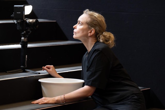 Nina Hoss (Electra Elisabeth and Clytemnestra Alma) in rehearsal for Electra Persona at the National Theatre. (c) Monika Rittershaus 018 Nina Hoss (Electra Elisabeth and Clytemnestra Alma) in rehearsal for Electra Persona at the National Theatre. (c) Monika Rittershaus 018