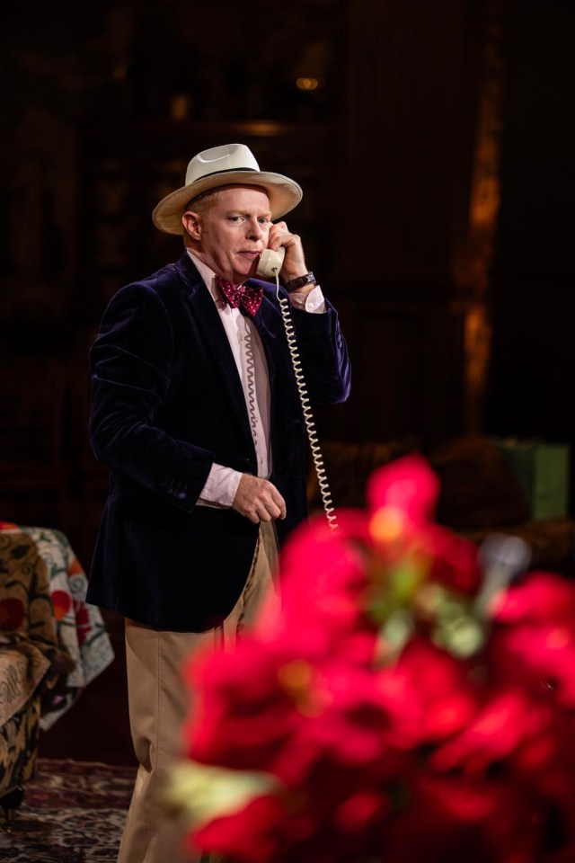 Jesse Tyler Ferguson (Truman Capote) image by Johan Persson (3) Jesse Tyler Ferguson (Truman Capote) image by Johan Persson (3)