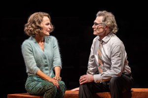 Gillian Anderson and Billy Crudup in Who's Afraid of Virginia Woolf?