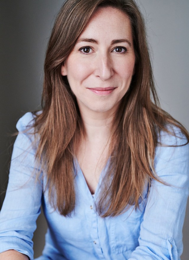 Catherine Morris Headshot