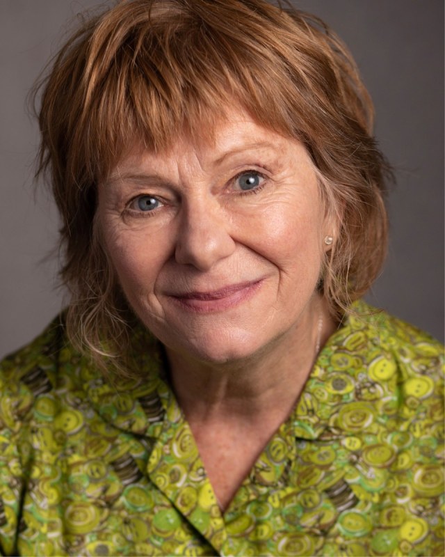 Karen Henthorn Headshot